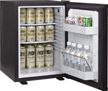 MB 45 | Solid door minibar